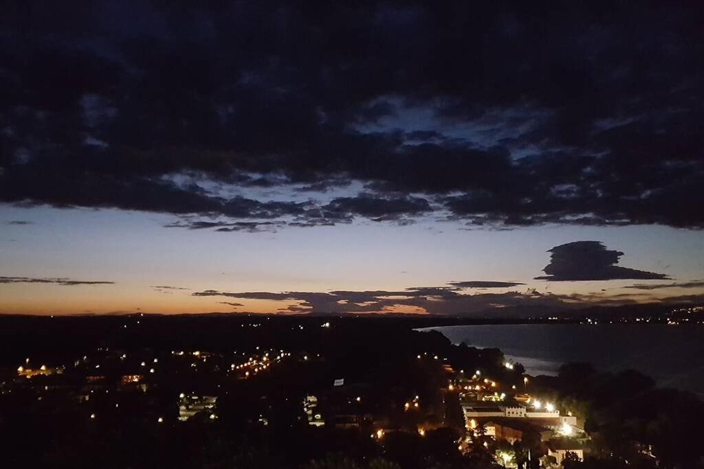 Bellavista La Tua Romantica Vacanza Sul Trasimeno Appartement Castiglione del Lago Buitenkant foto