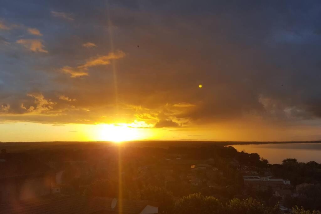 Bellavista La Tua Romantica Vacanza Sul Trasimeno Appartement Castiglione del Lago Buitenkant foto